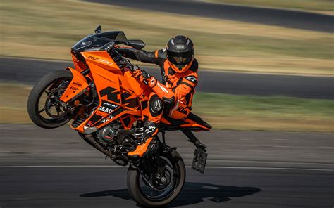 Archiwum KTM - KTM RC 390 2023 POMARAŃCZOWY
