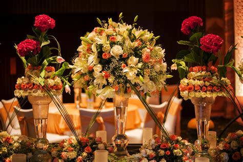 5 Cost-Effective Ways for Flower Decoration in Marriage That Make It ...