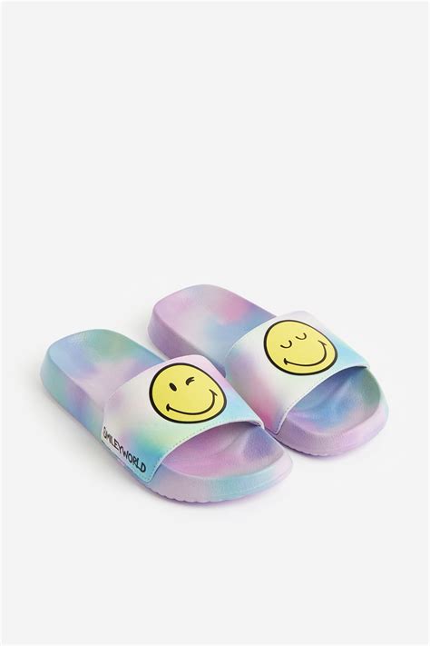 Lilac/SmileyWorld® Printed pool slides for kids | H&M IN