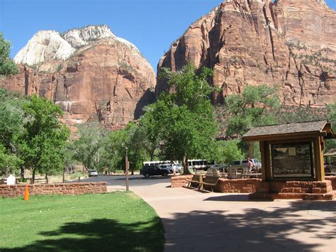 Zion National Park Utah / A Western Road Trip | Western Trips