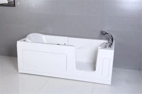 Walk-In Soaking Tub 的图像结果