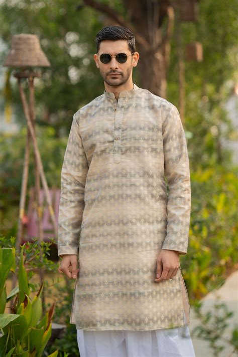 The Chrome and Silver Grey Long Kurta with Self Butti Work – Shasak