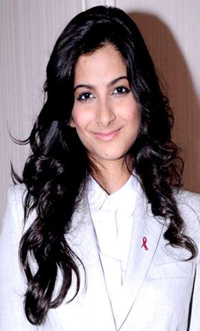 Rhea Kapoor Biography, Wife, Children, Life Story, Movies, Career ...