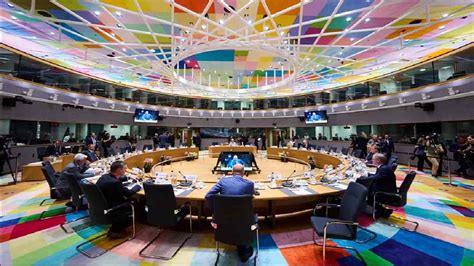 EU leaders grant candidate status to Ukraine, Moldova: Know How does a ...