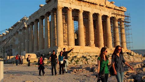 Descubre Atenas: Acrópolis, Partenón y Plaka – Tour privado para ...
