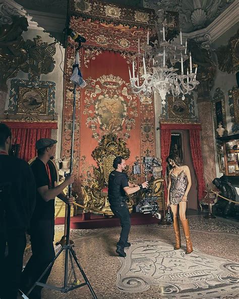 ローラさんのインスタグラム写真 - (ローラInstagram)「My beautiful memories at the Isola ...