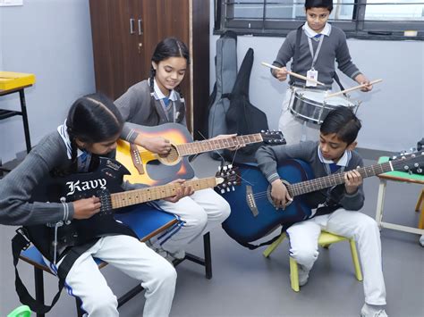 Top ICSE Schools in Mahalaxmi Nagar Indore, Udaan school