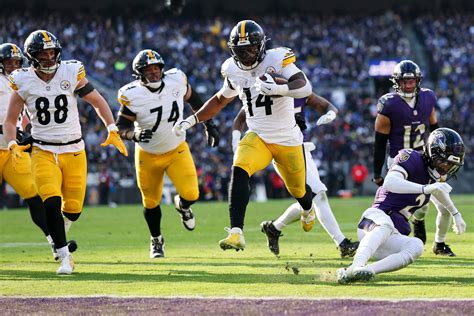 NFL Week 18 playoff clinching scenarios: What's left to play for Sunday?