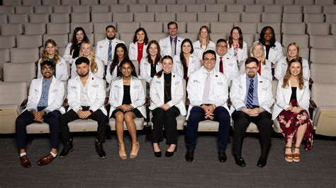 UT Tyler pharmacy students get their white coats | cbs19.tv