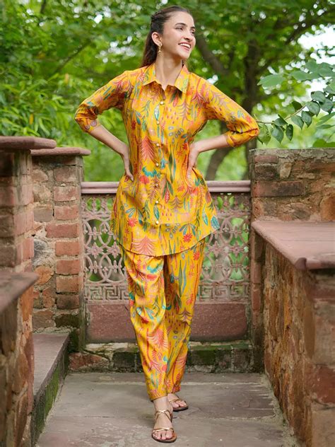Buy Yellow Printed Silk Blend Co-Ords Online at Rs.1273 | Libas