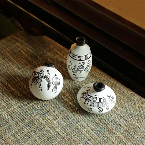 Buy ExclusiveLane Terracotta Warli Handpainted Miniature White Pots Set ...