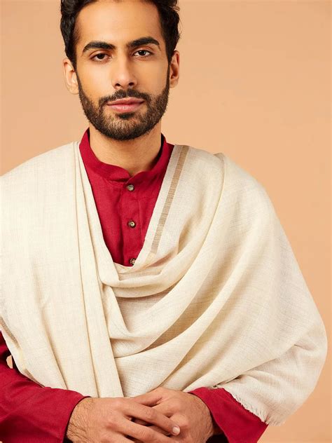 Shop Luxurious & Premium Men's Shawls Online | Ahujasons