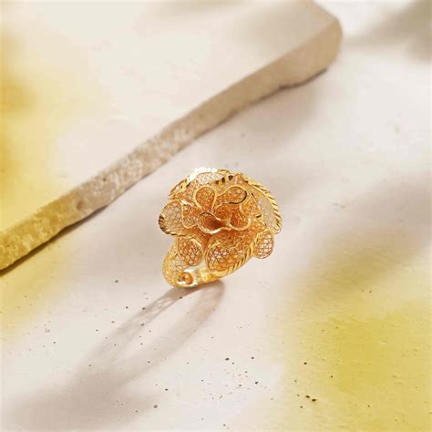 Buy Gold Ring Online | Gold Ring by Manubhai.