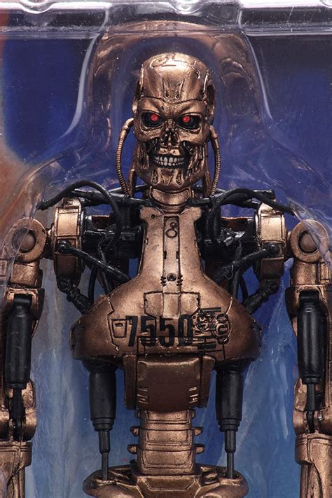 NECA - Terminator 2 - Kenner Tribute - Metal Mash Endoskeleton Action