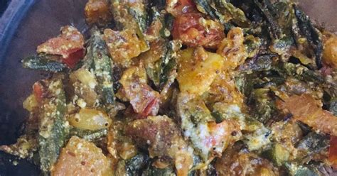 Okra with Curd Recipe by Neena Bansal - Cookpad