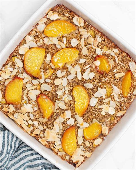 Easy Peach Baked Oatmeal - The Daily Dish