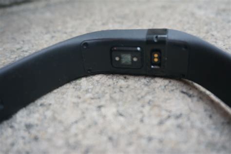 Fitbit Charge HR Activity Tracker Review – TechWeLike