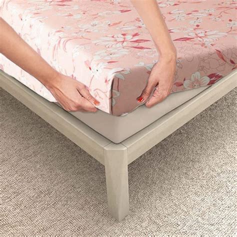 Summer Bedding Ideas: Mixing and Matching Patterns and Colors | Urban Space