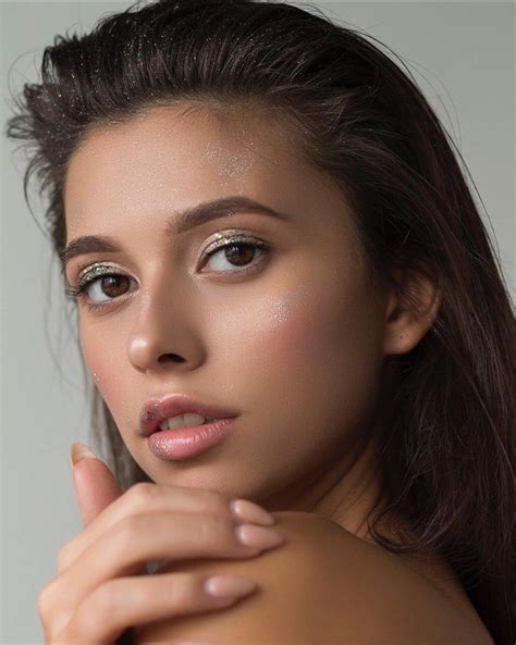 Asian Sirens · Cristy Ren