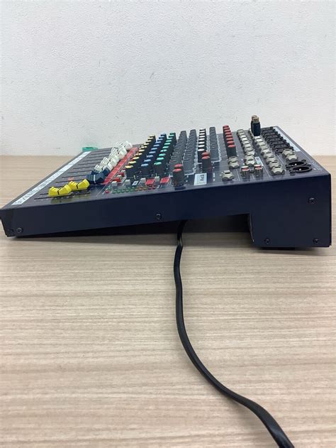 Yahoo!オークション - 代MC002-T80【埼玉発】Soundcraft EPM8 アナロ...