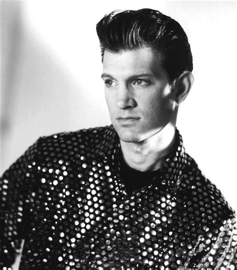 Chris Isaak fotos (21 fotos) - LETRAS.COM