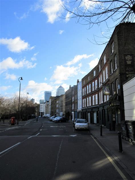 *The history of - Narrow Street & Limehouse, London E14 - London Shoes