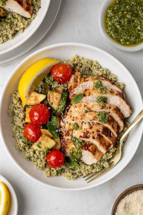 Pesto Chicken Quinoa Bowl - Stephanie Kay Nutrition