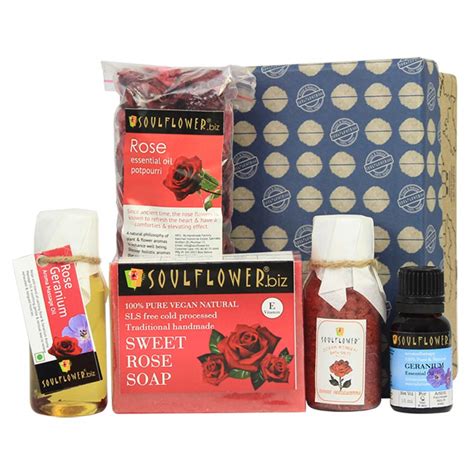 Buy Soulflower Festive Rose Try Me Bath Set, 650g Online at Low Prices ...