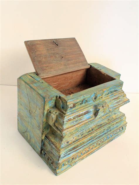 Vintage Wooden Rustic Pillar Base Storage Box – Style It by Hanika
