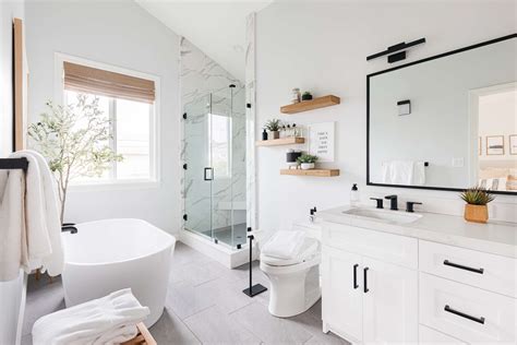 Bathroom Renovations in Toronto | Bathroom Remodeling Contractors | Smart Bathrooms Renovation