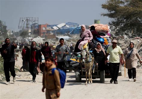 Gaza under fire again: Over 400 killed as Palestinians try to flee ...