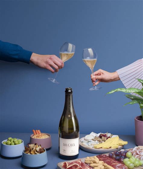 Ideas de aperitivos para Navidad y su maridaje con Cava | D.O. Cava