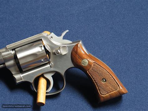 SMITH & WESSON 64-3 38 SPECIAL