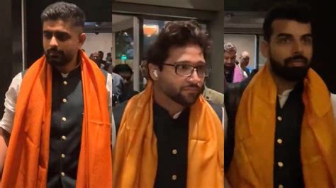 'Aakhir Pakistan Team Ko Bhi Bhagwa Pehna Hi Diya': Netizens Troll ...