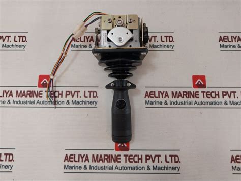 Oem Controls Js6M11517 Joystick Controller Qah1777 001 – Aeliya Marine