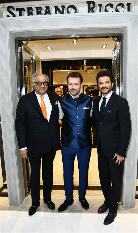 Kapoor family graces the launch of a fashion store- The Etimes ...