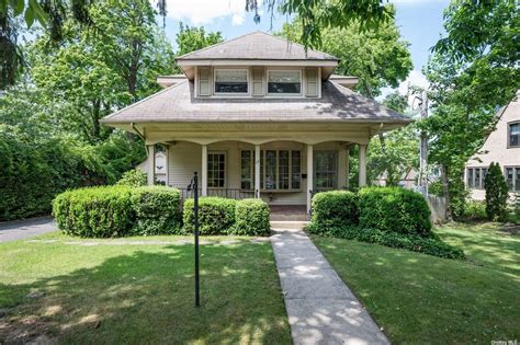 77 Park Avenue, Manhasset, NY 11030 | Trulia