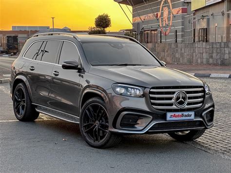 Mercedes GLS580 4Matic AMG Line (2024) Review - Expert Mercedes-Benz GLS Car Reviews - AutoTrader