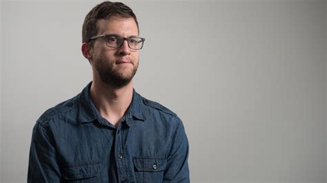 Practical Light Interview Shot 的图像结果