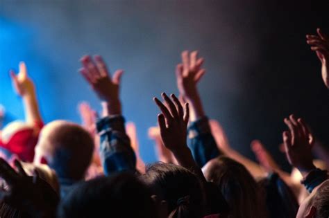 Top 10 Christian songs show focus on church worship | Baptist Press