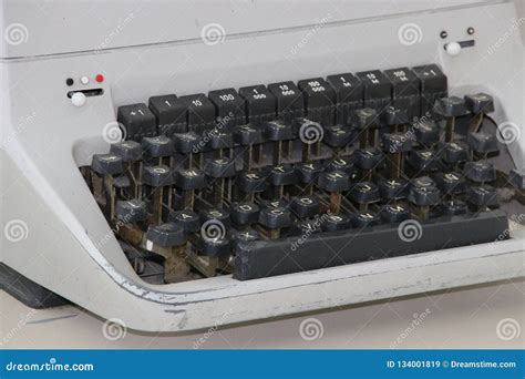 Computer Typing Machine 的图像结果