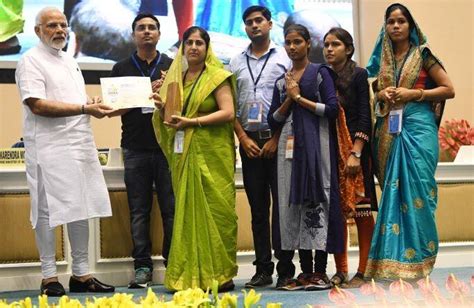 PM addresses New India Conclave