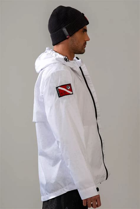 Rompeviento – Darwin and Wolf