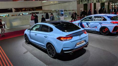2018 Paris Motor Show: Hyundai shows the i30 fastback N and the Le Fil ...