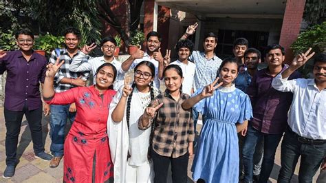 ICSE, ISC result 2026 live: Pass rate above 99%, girls outperform boys ...