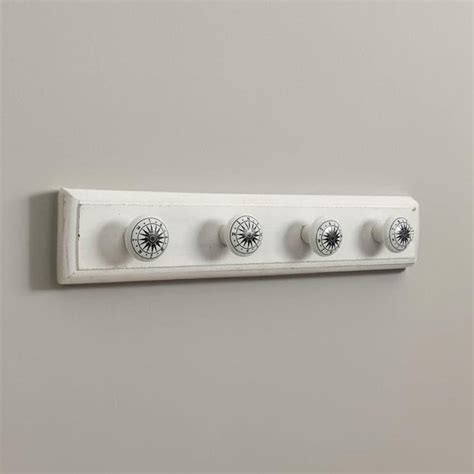 Buy Hooks & Key Holders Online at Best Prices – Vaaree