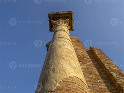 old ancient ostia archeological ruins 11968172 Stock Photo at Vecteezy