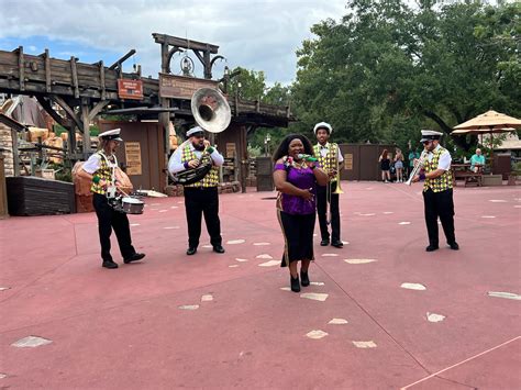 Nola and the Eighth Notes Bring the Sound of New Orleans to ...