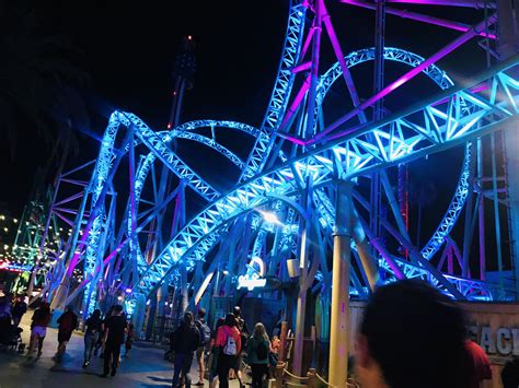 Hang Time-Knotts Berry Farm : rollercoasters