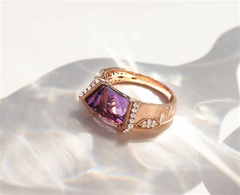 Aeterna | Zoya Online Store